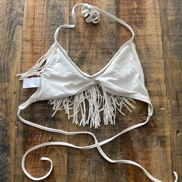 L*Space cream fringe bikini top size small - Picture 3 of 4